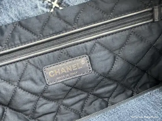 Hyper Peter HANDBAG CHANEL 22 -39*42*8cm 0530